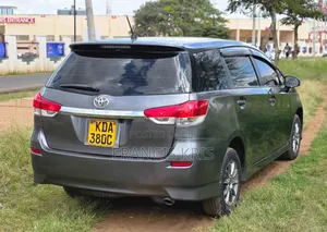 Toyota Wish 2014 Gray