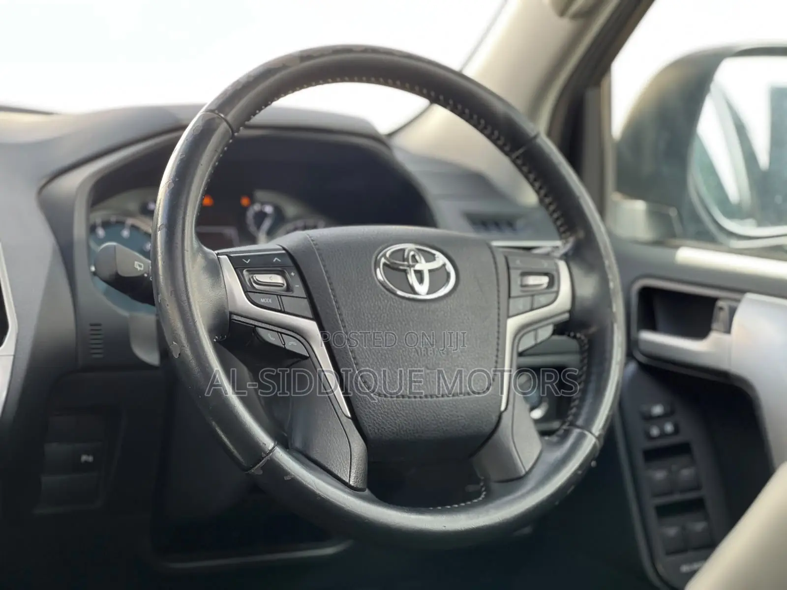 Toyota Land Cruiser Prado 2.7 2019 Black