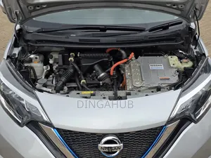 Nissan Note 2019 Silver