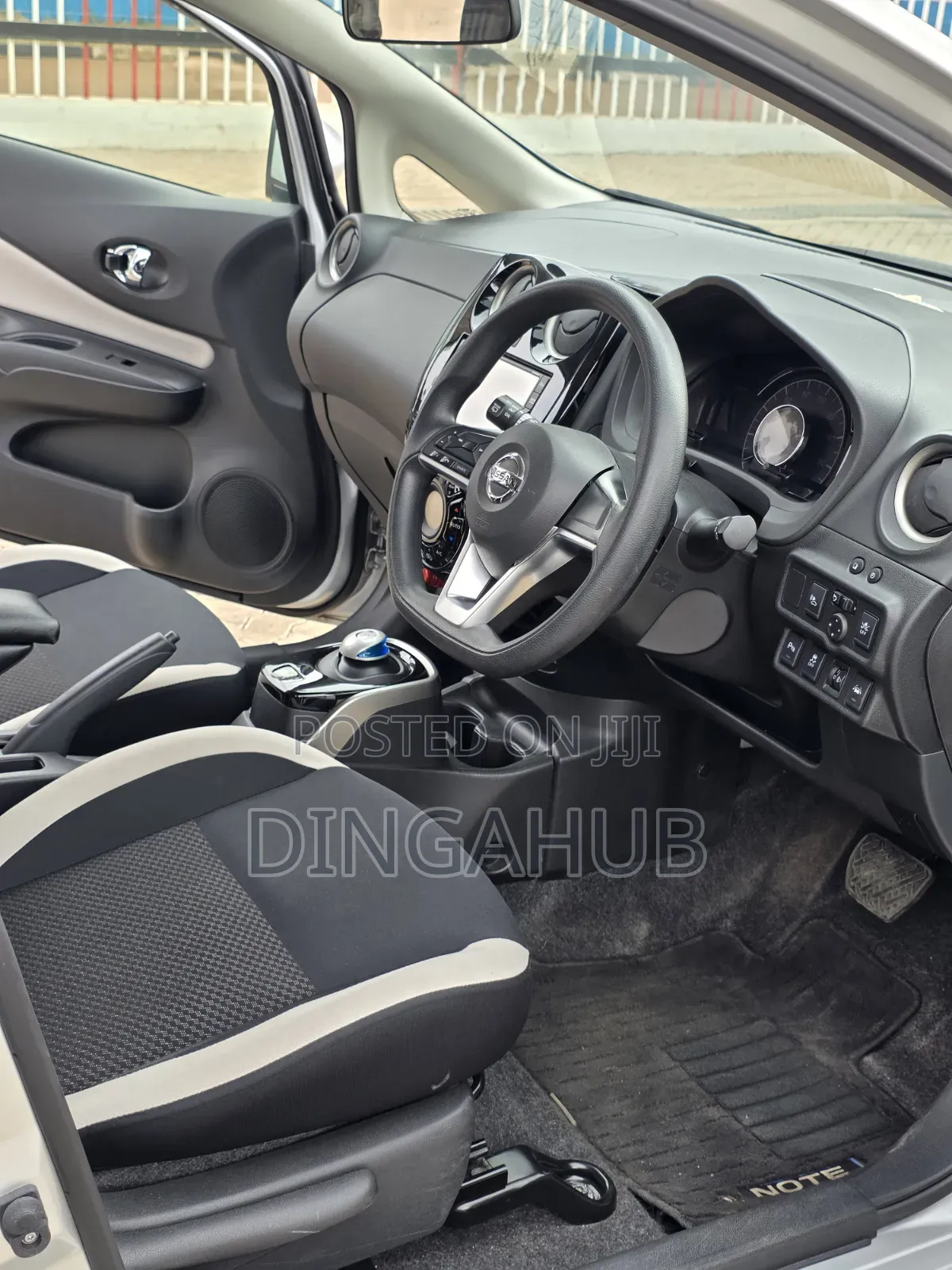 Nissan Note 2019 Silver