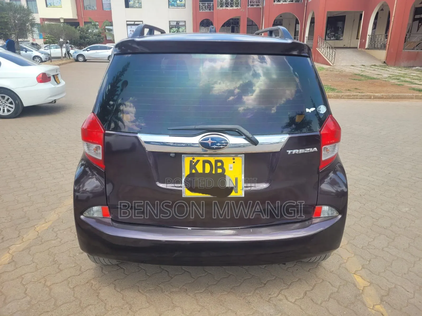 Subaru Trezia 2013 Maroon