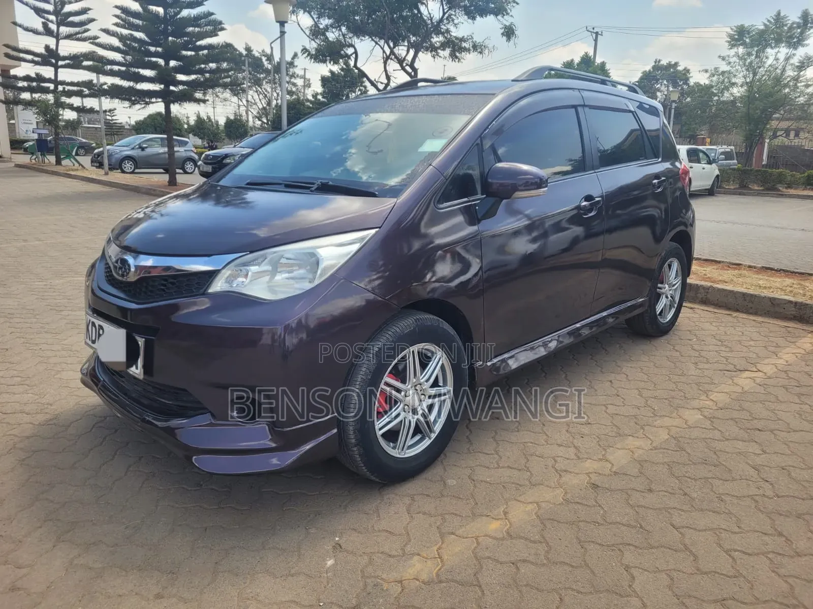 Subaru Trezia 2013 Maroon