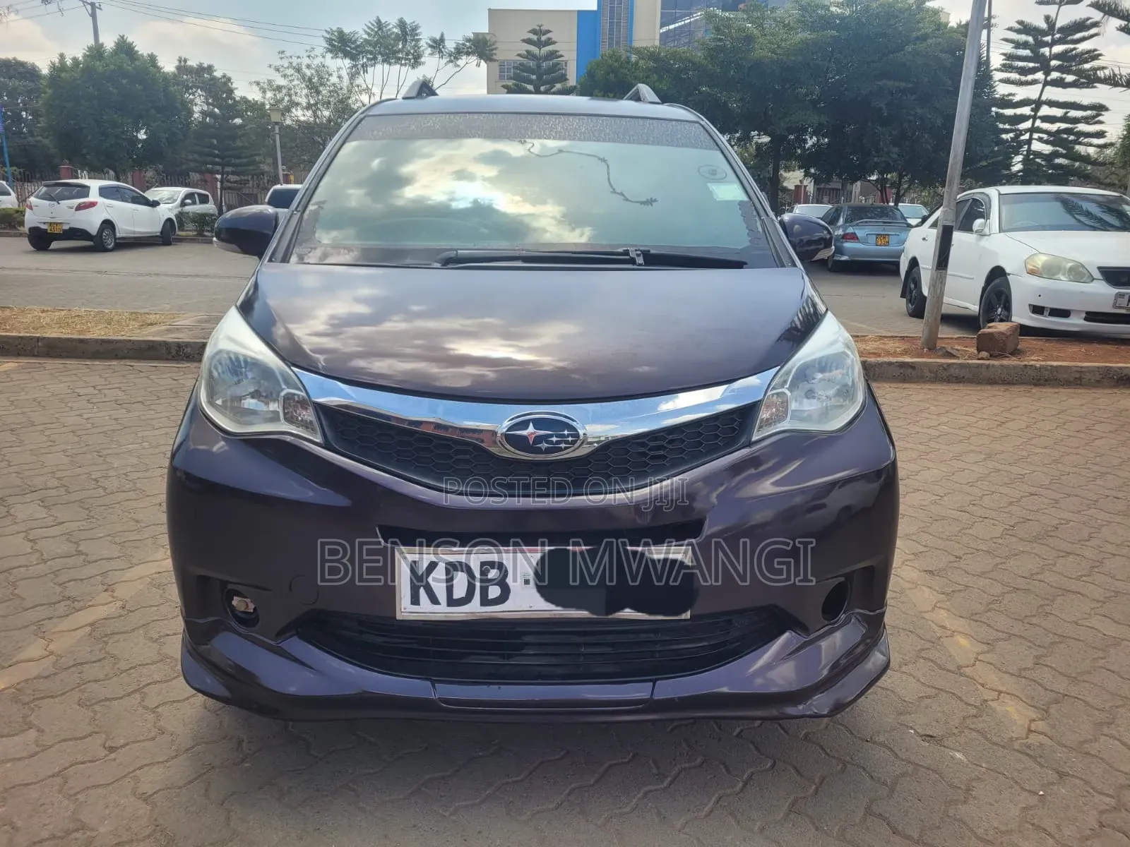 Subaru Trezia 2013 Maroon