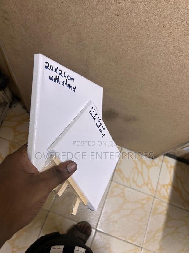 Canvases With Stand All Sizes
