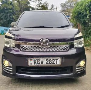 Toyota Noah 2013 Burgundy