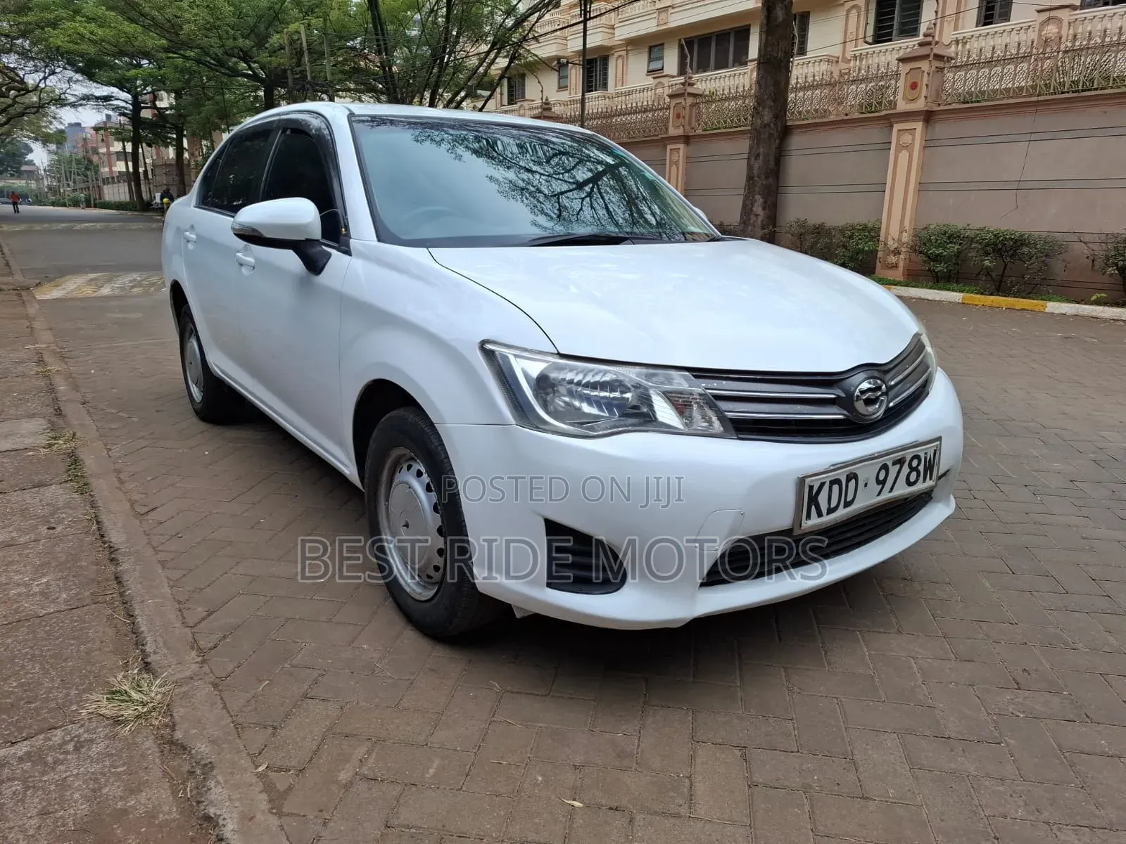 Toyota Axio 2014 Pearl