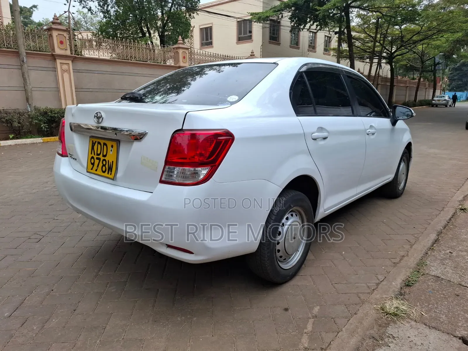 Toyota Axio 2014 Pearl