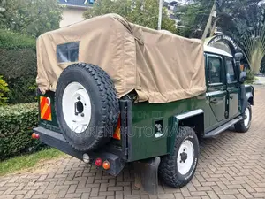Land Rover Defender 1987 Green