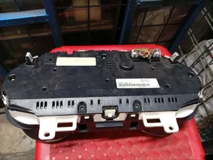 Dashboard Clock Nissan Dualis