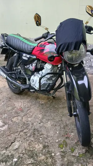 Bajaj Boxer X125 2023 Red