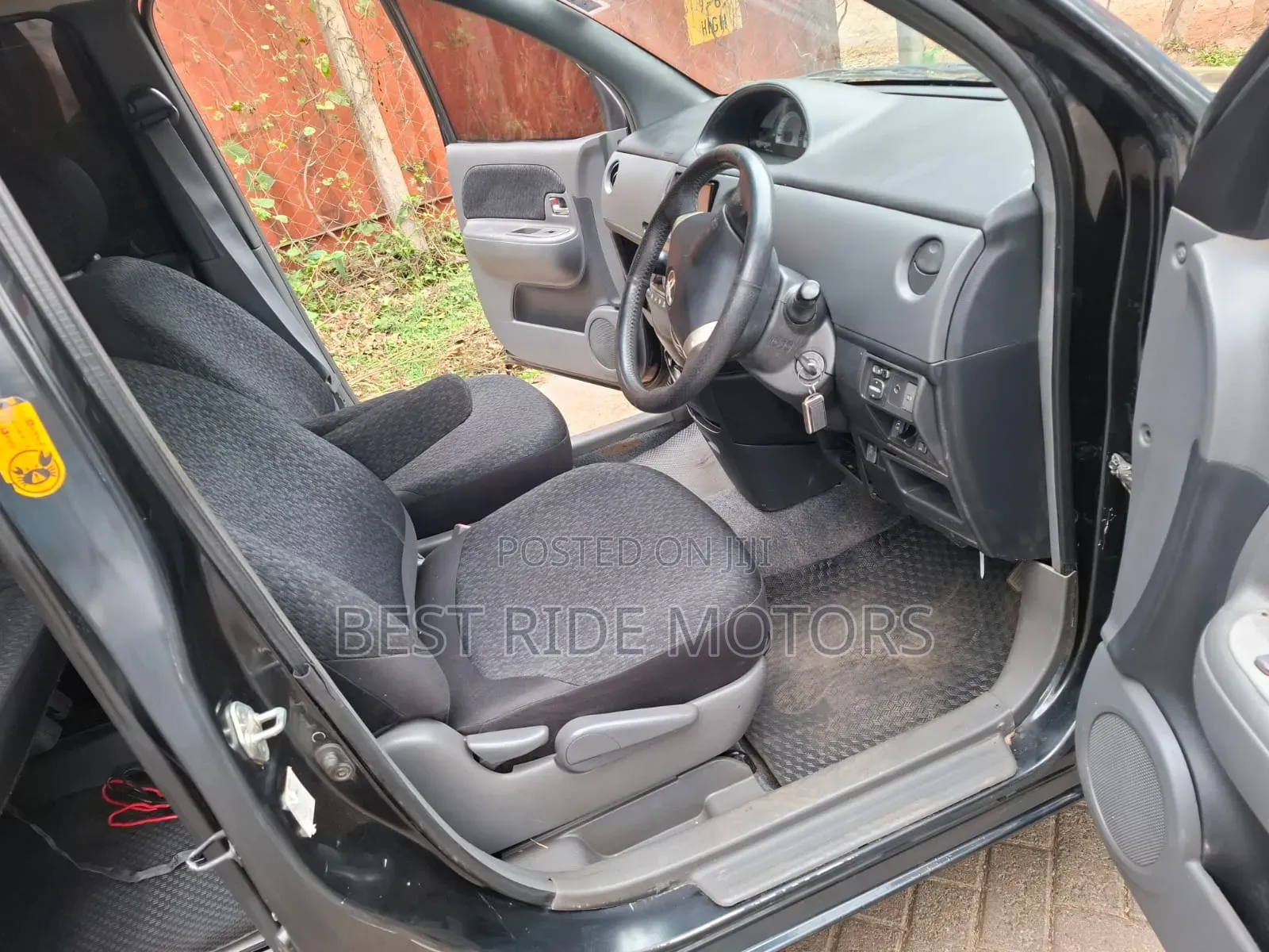 Toyota Sienta 2014 Black
