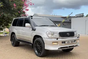 Toyota Land Cruiser 2003 Brown