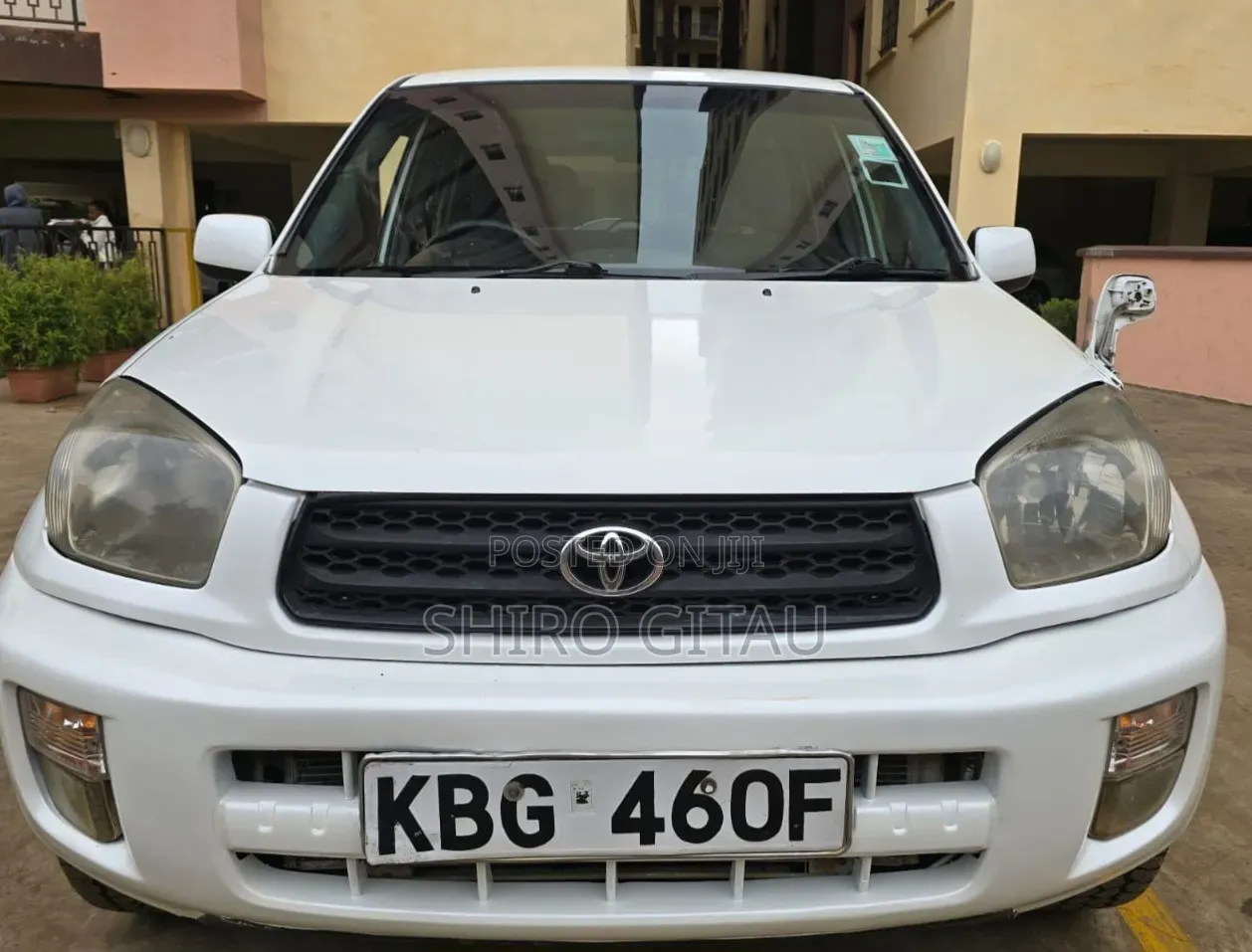 Toyota RAV4 2002 White