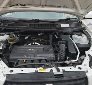 Toyota RAV4 2002 White