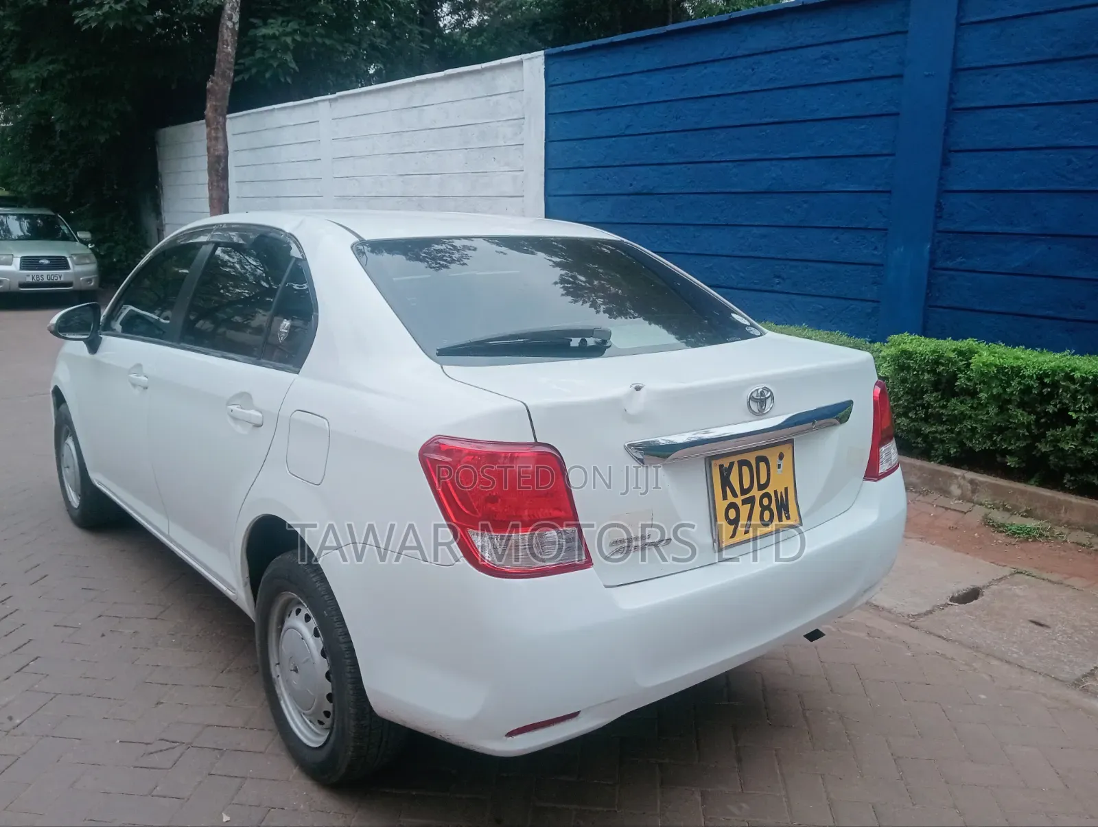 Toyota Axio 2013 White
