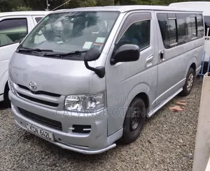Toyota HiAce 2011 Silver