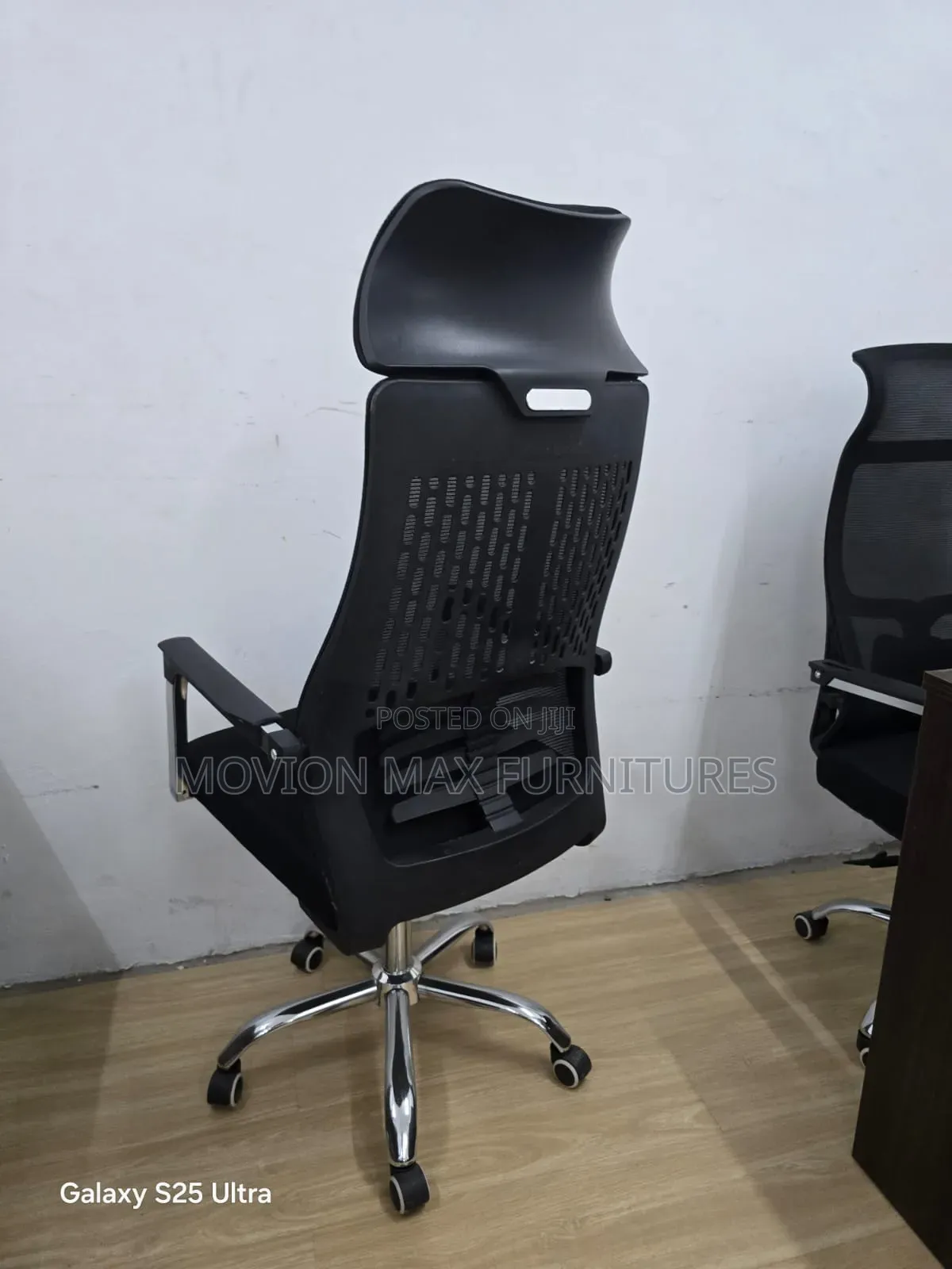 #Waiting Swivel Chairs