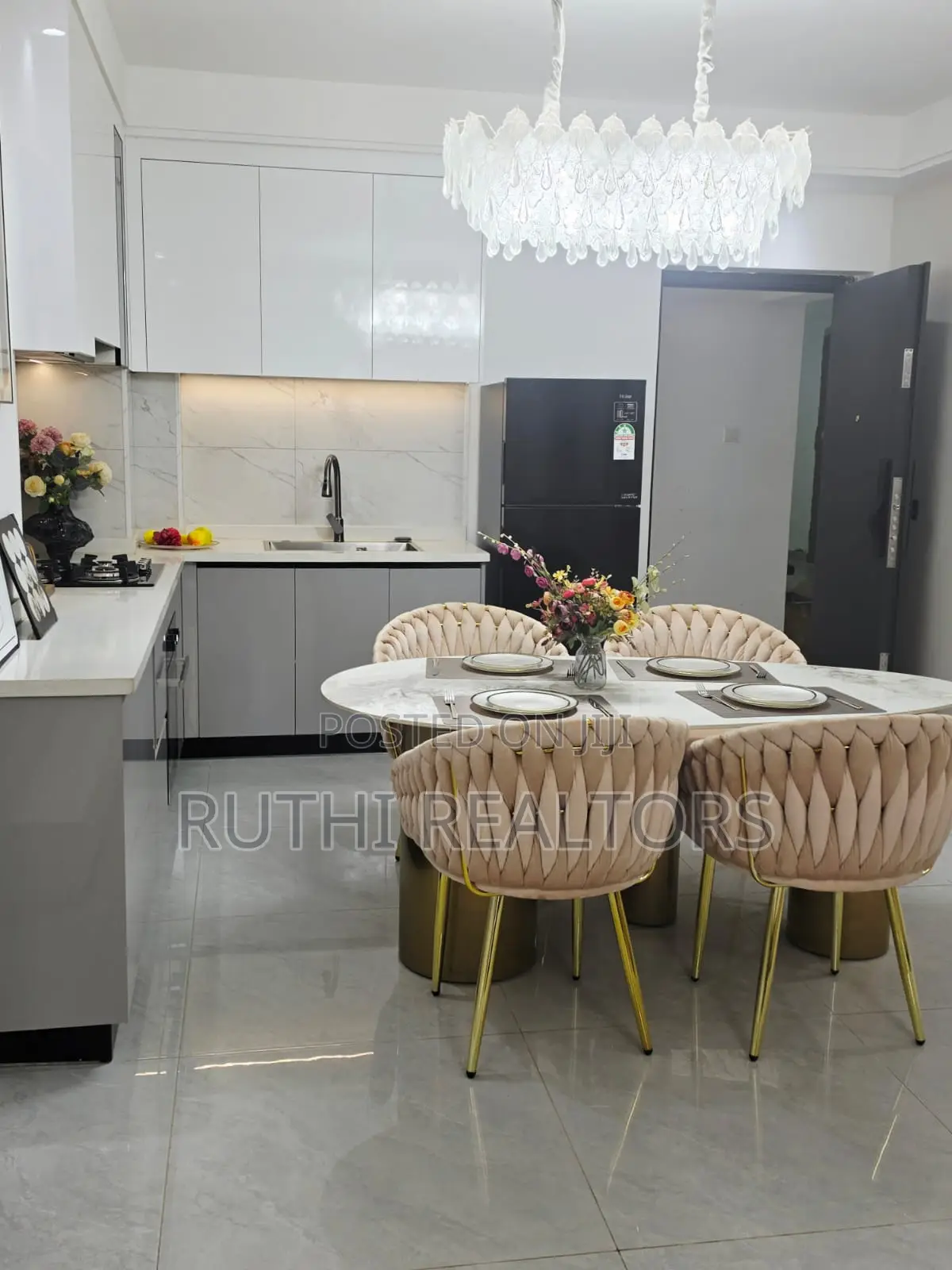 3bdrm Apartment in Kilimani, Hurlingham for sale