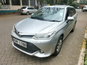 Toyota Corolla Fielder 2015 Silver