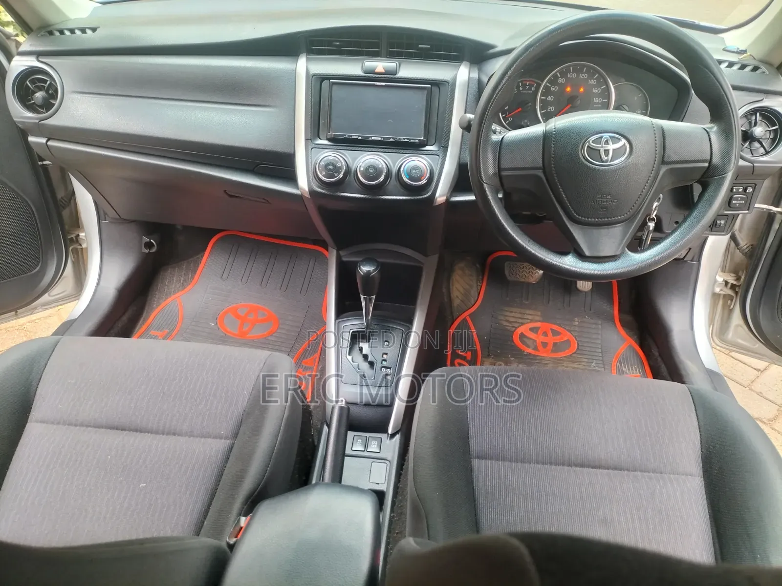 Toyota Corolla Fielder 2015 Silver