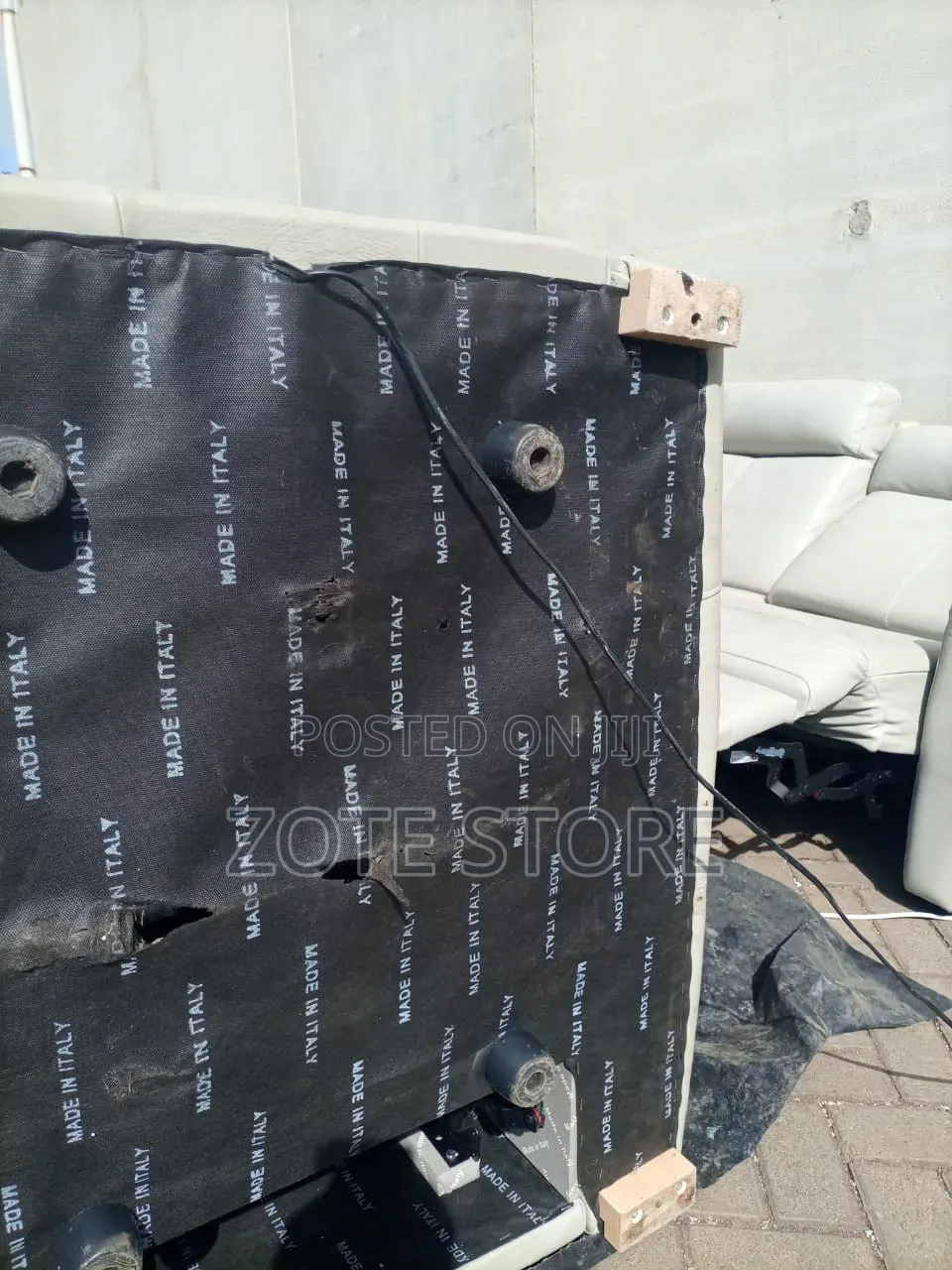 Nicoletti Electric Recliner