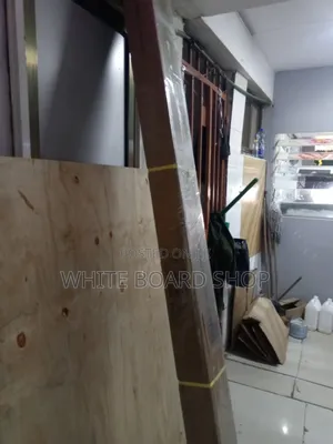 200cm X 200cm Manual Pull Down Projection Board