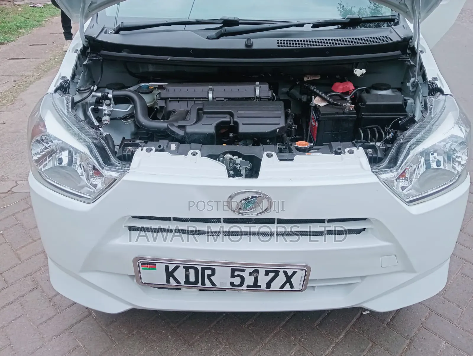 Daihatsu Mira 2017 White