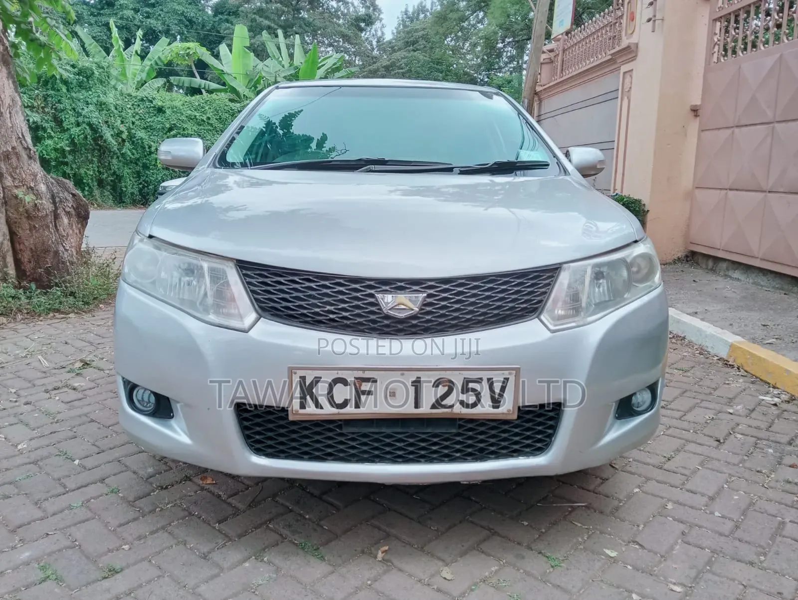 Toyota Allion 2010 Silver