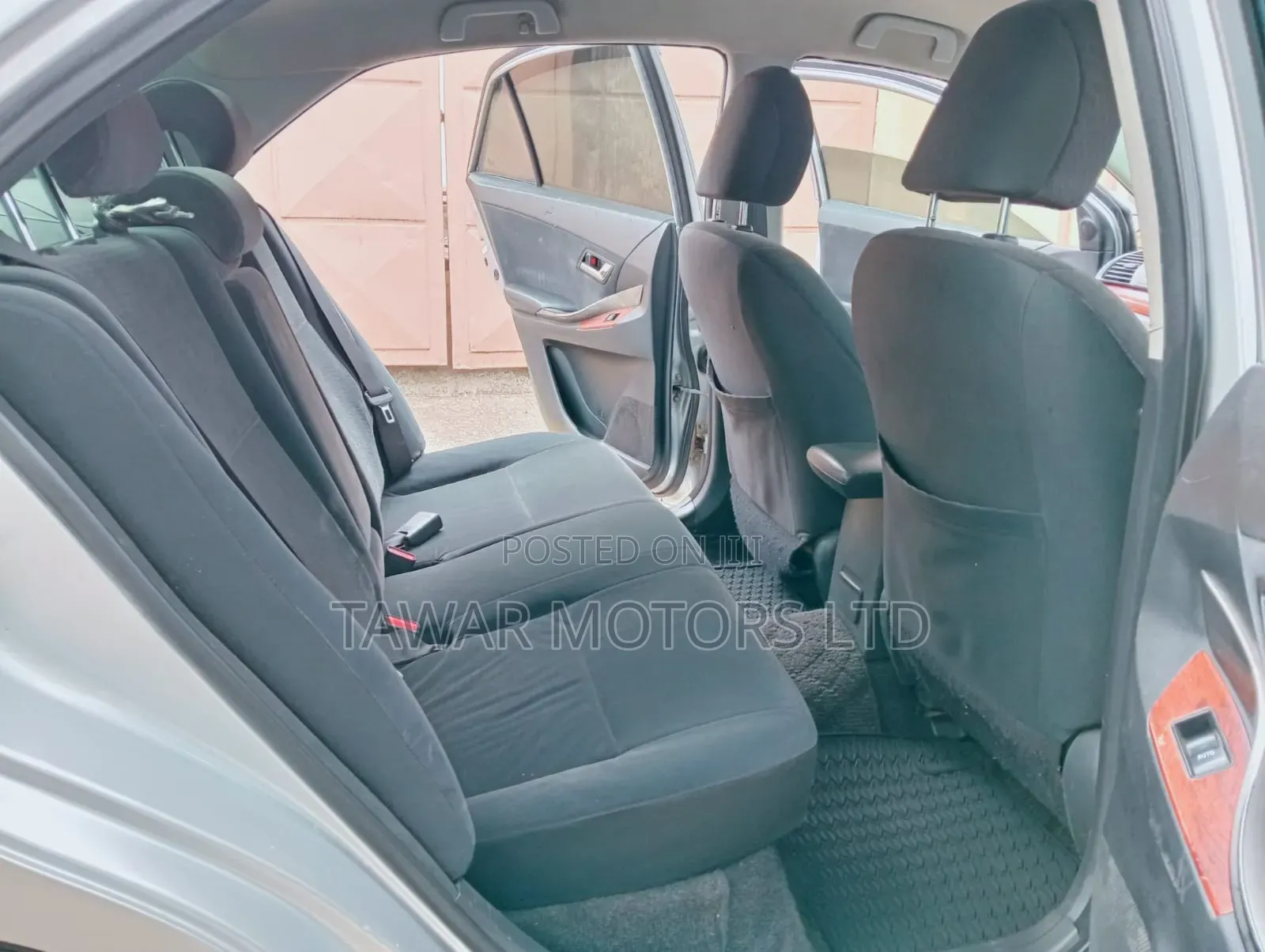 Toyota Allion 2010 Silver