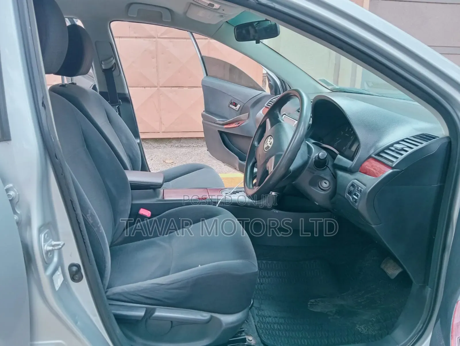 Toyota Allion 2010 Silver