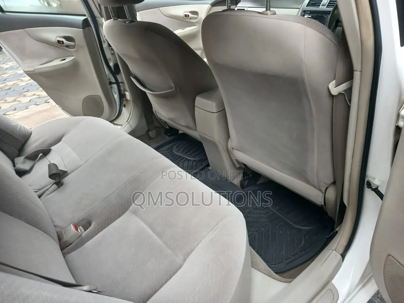 Toyota Axio 2010 White