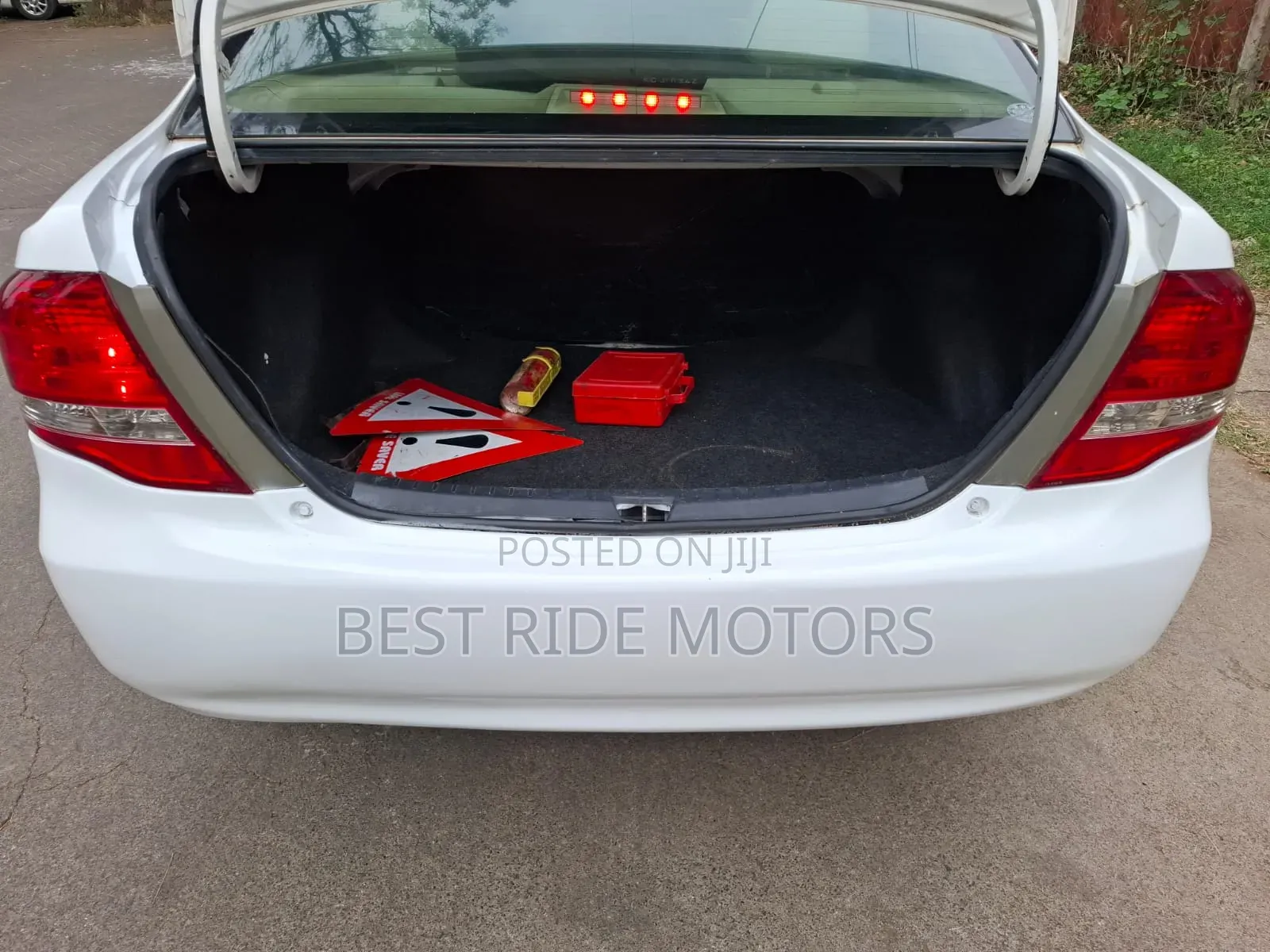 Toyota Axio 1.5 X 2WD 2010 Pearl