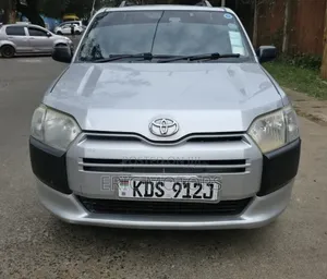 Toyota Probox 2018 Silver