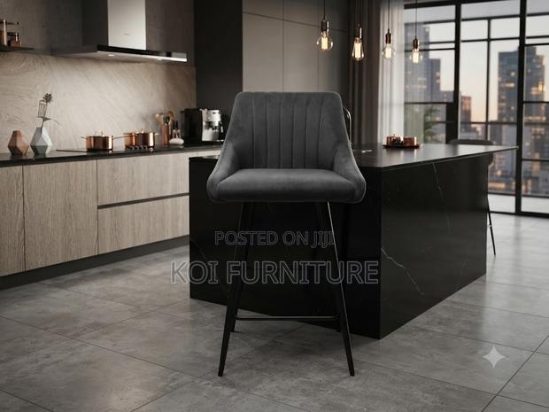 Barstool; Leather Upholstered Barstool Chairs - thumbnail 5