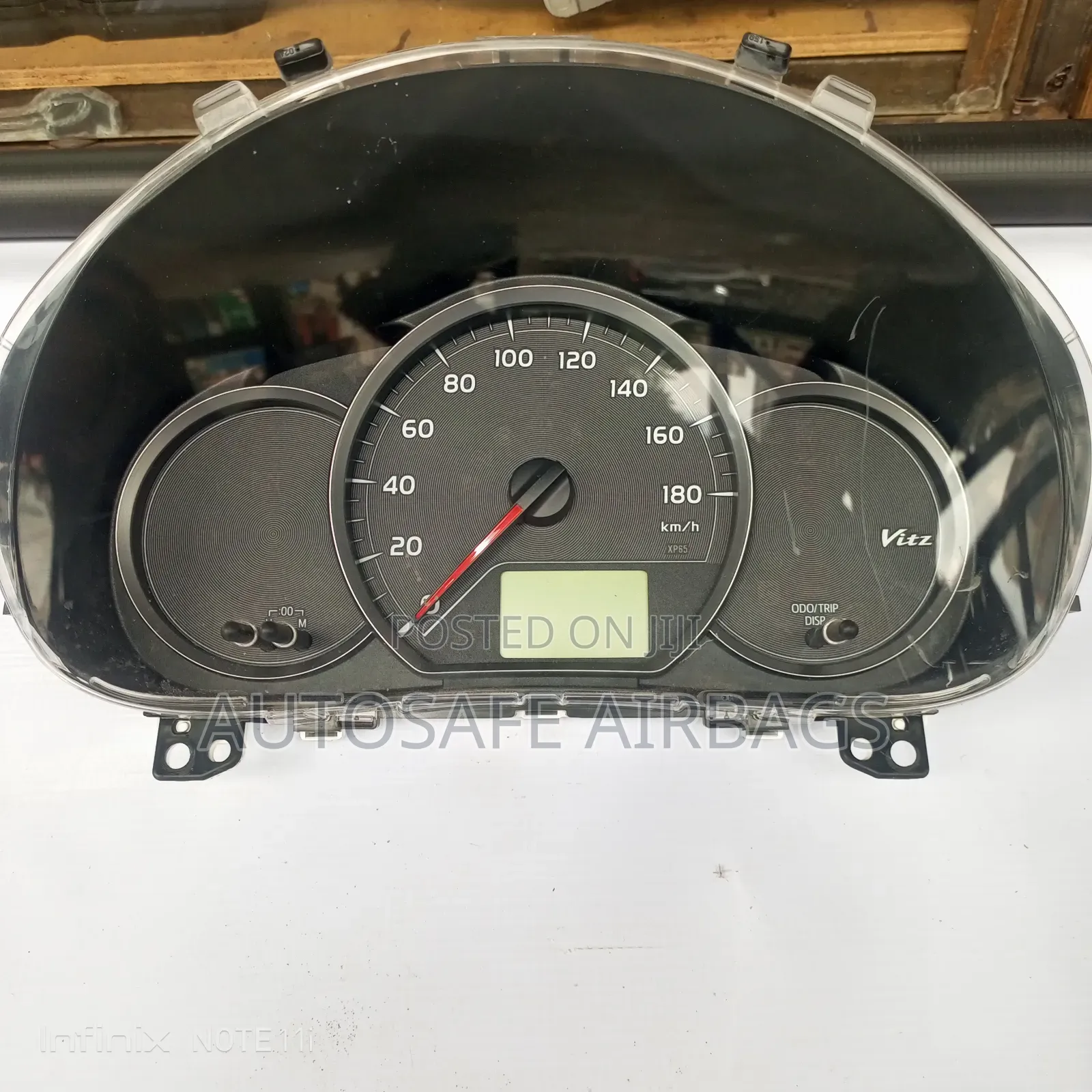 Toyota Vitz Speedometer Clock/ Cluster