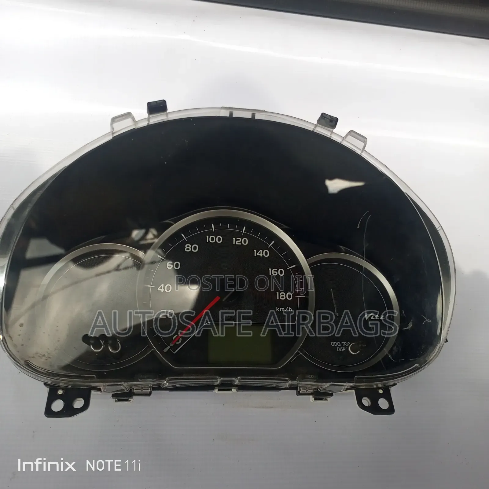 Toyota Vitz Speedometer Clock/ Cluster