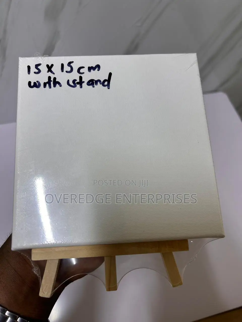 Mini Colton Canvas With Stand