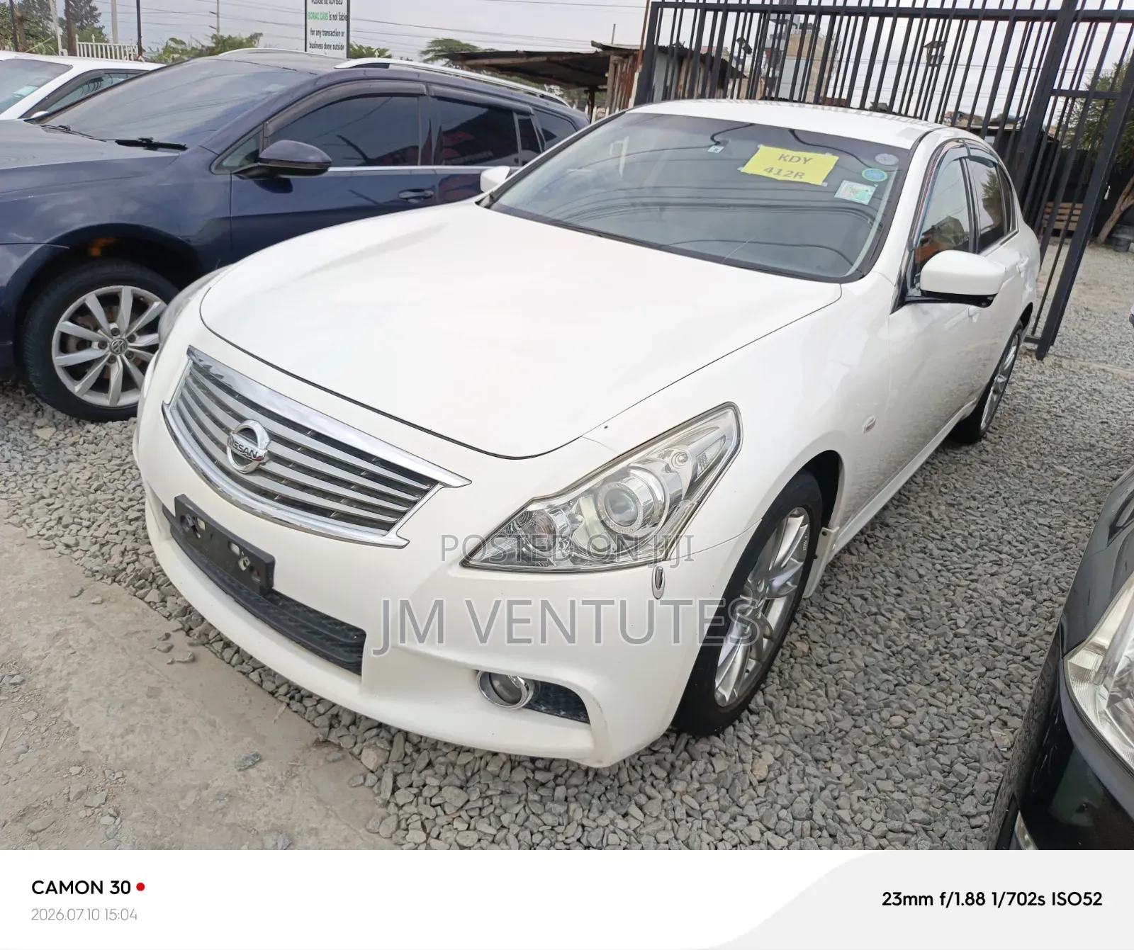 Nissan Skyline 2016 White