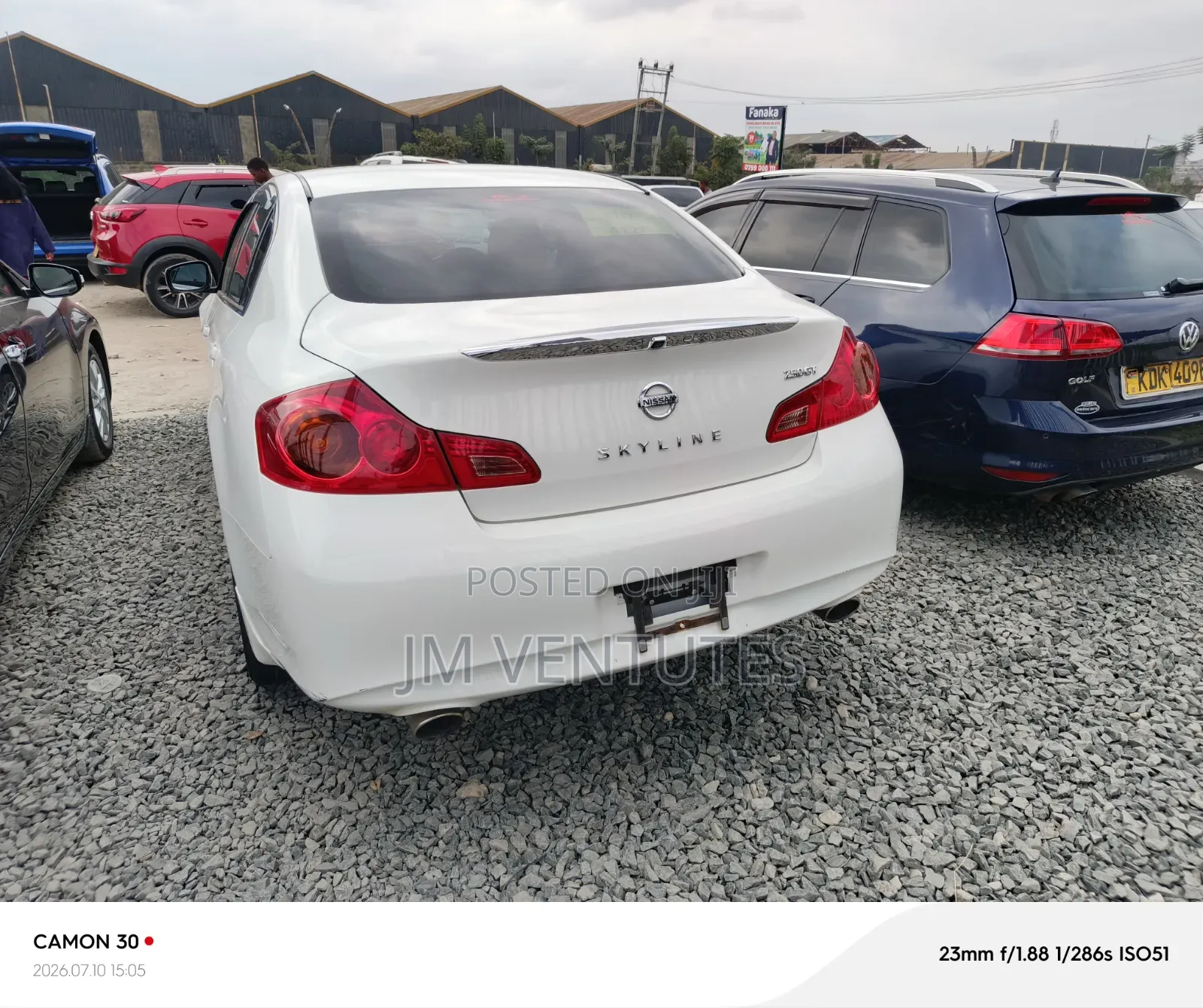 Nissan Skyline 2016 White