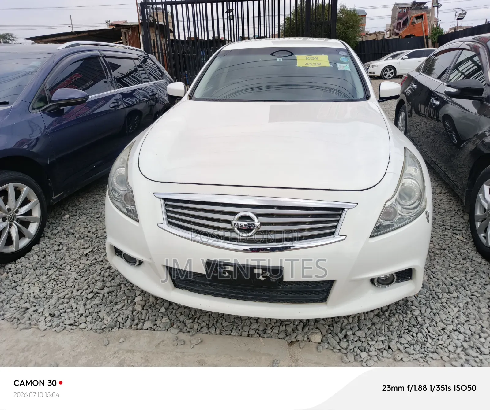Nissan Skyline 2016 White