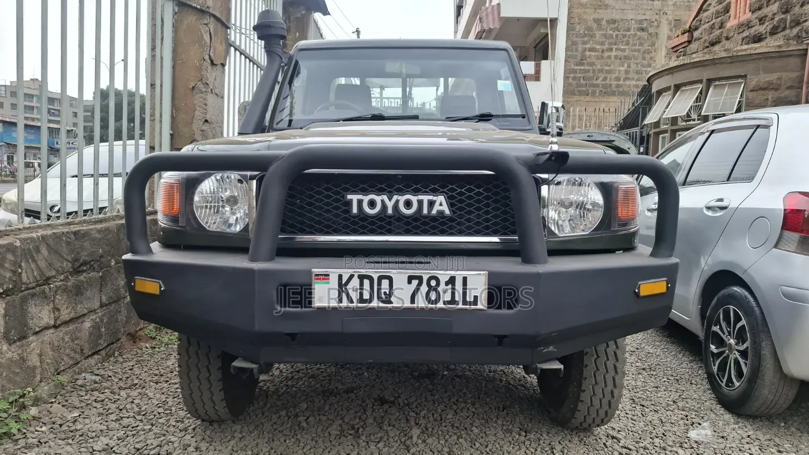 Toyota Land Cruiser 2012 Green