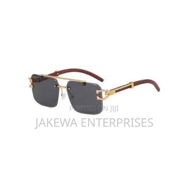 Luxury Polarized Sunglasses - thumbnail 2