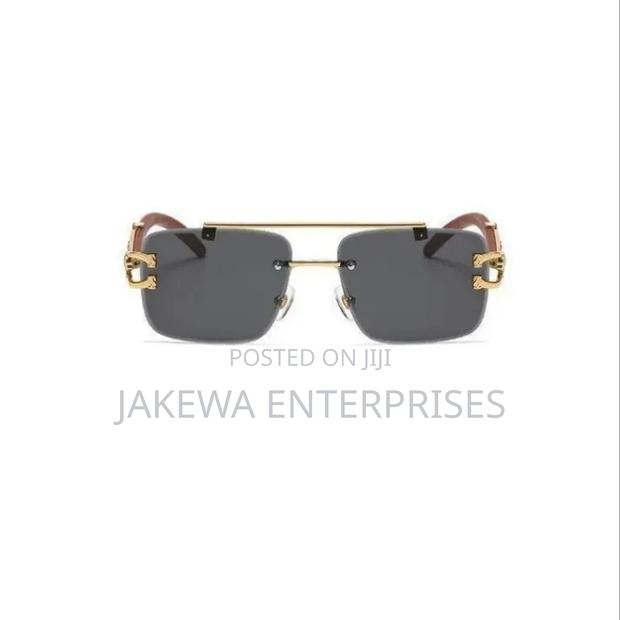 Luxury Polarized Sunglasses - thumbnail 3