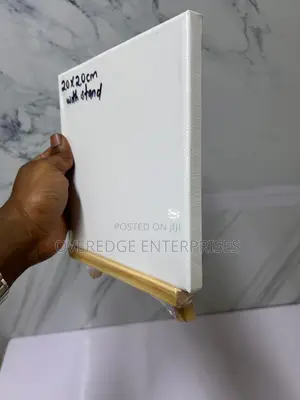 Art and Leisure Canvas With Stand