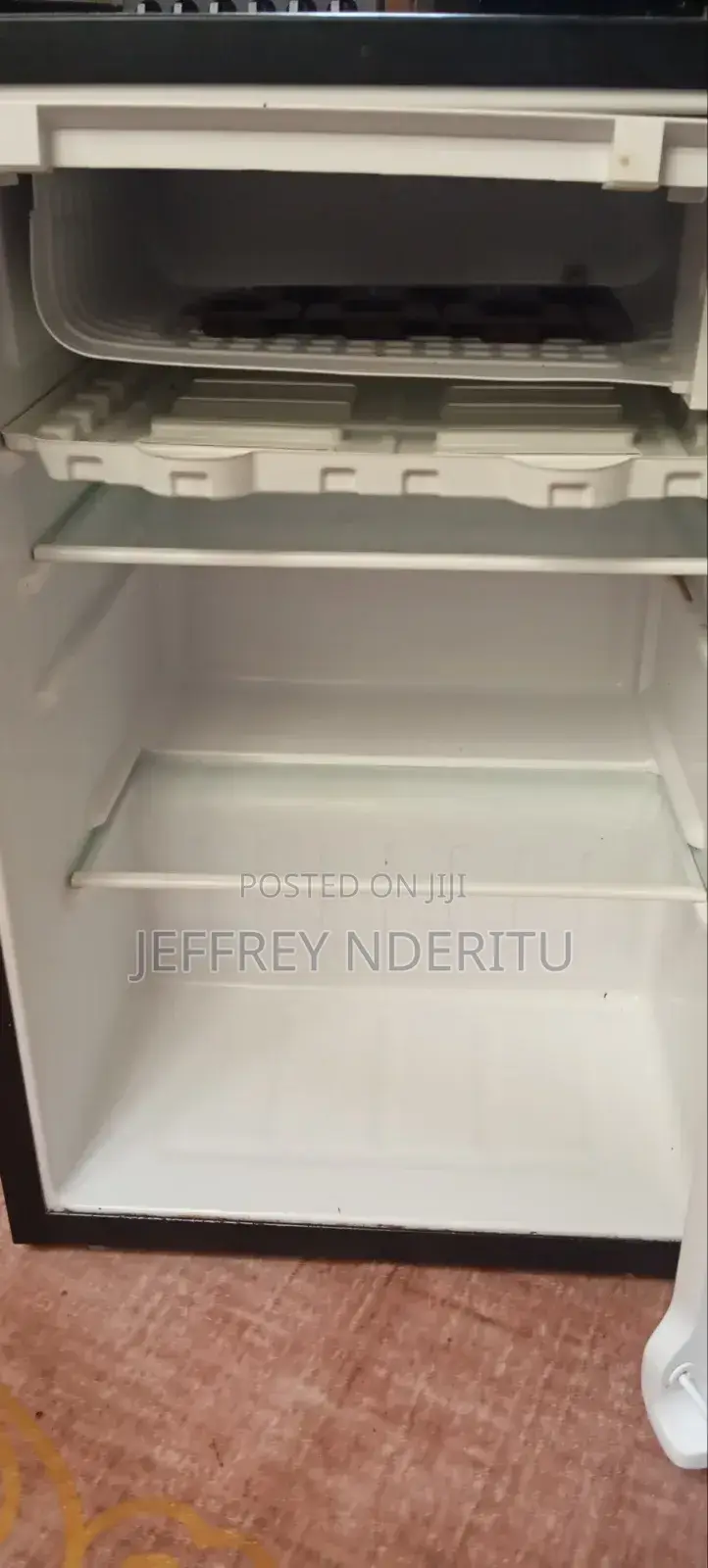 Blackdecker Fridge