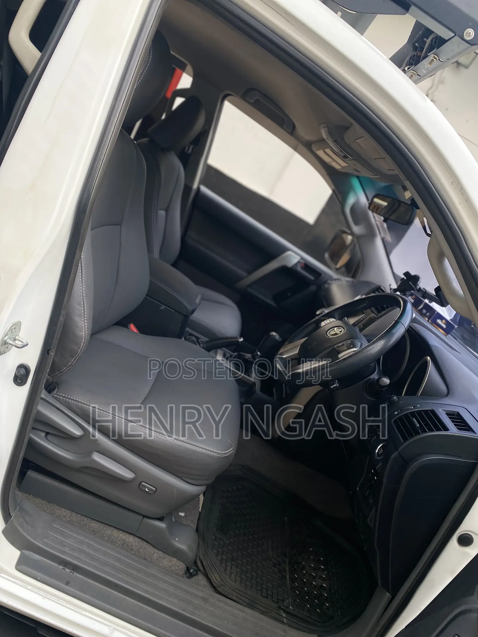 Toyota Land Cruiser Prado 3.0 TD 2012 White