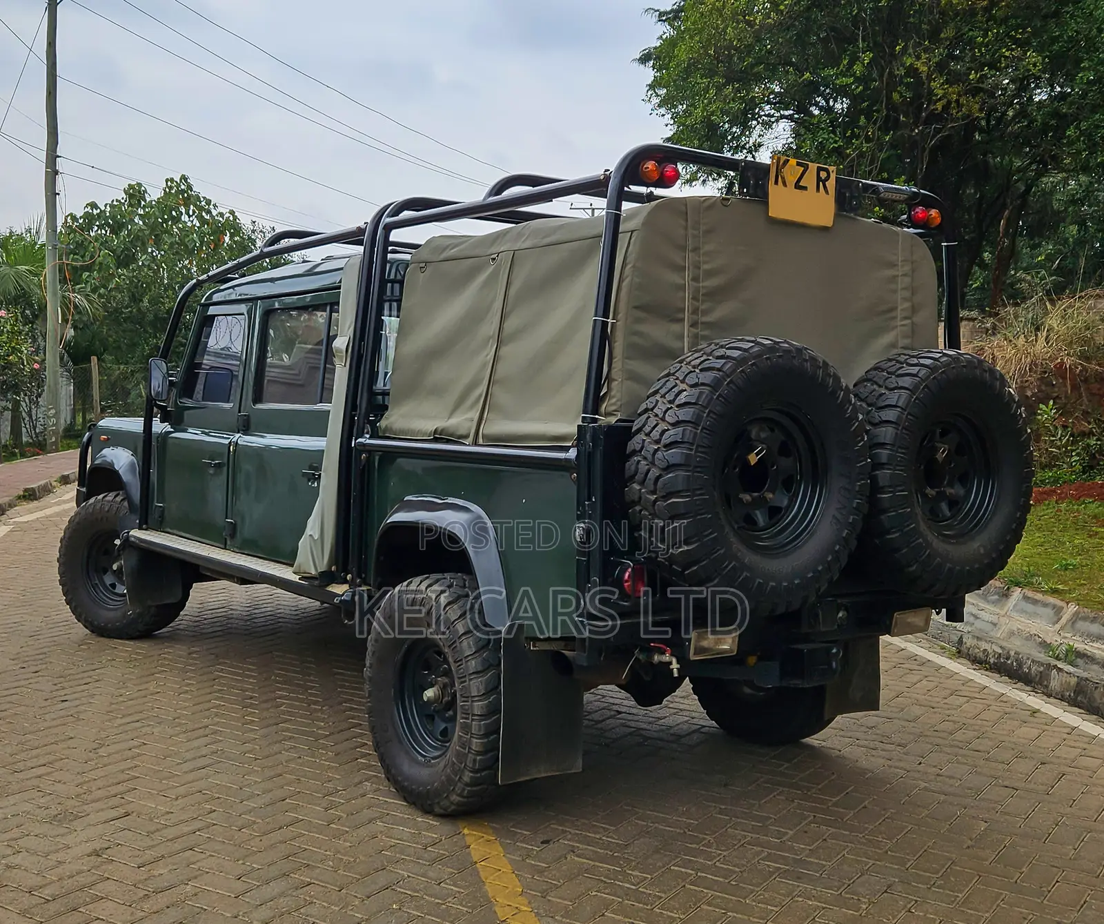 Land Rover Defender 1988 Green