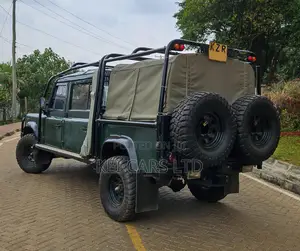 Land Rover Defender 1988 Green