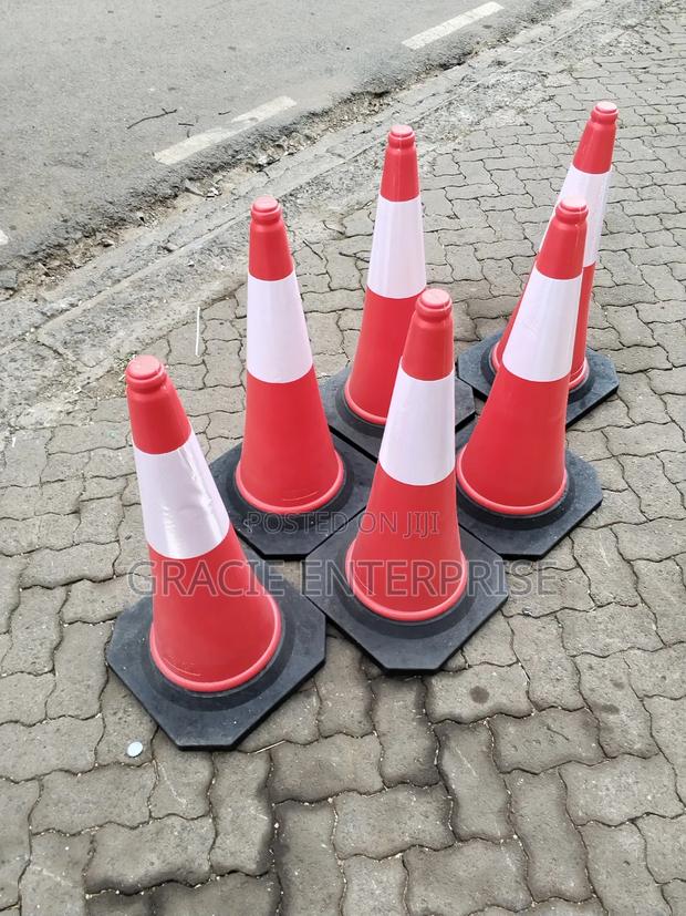 Traffic Road Cone - thumbnail 2