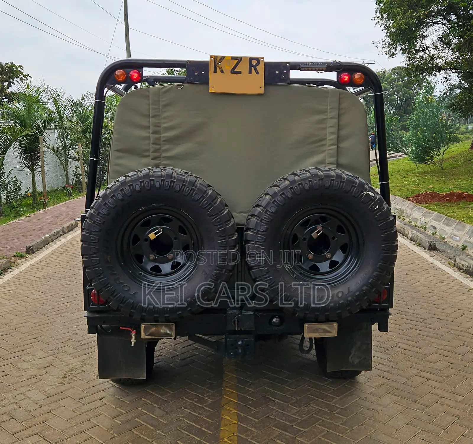 Land Rover Defender 1988 Green